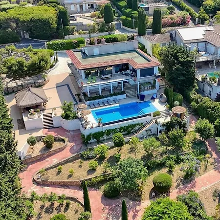 Location De Sur Piscine Et Jardin Vue Panoramique Sanary-sur-Mer