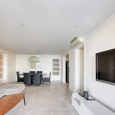 Villa Location De Sur Piscine Et Jardin Vue Panoramique