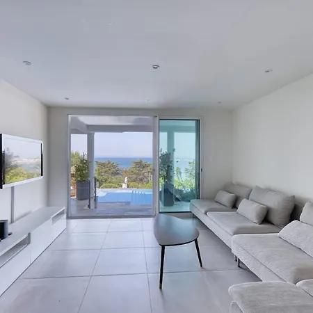 Villa Location De Sur Piscine Et Jardin Vue Panoramique